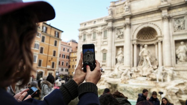 47LuxurySuites - Trevi image 2